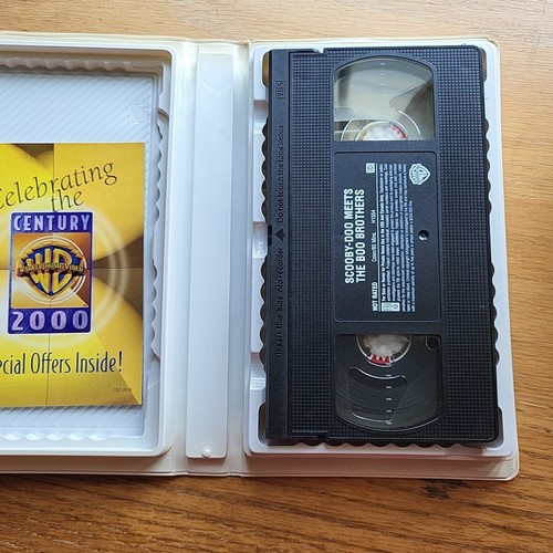 Scooby-Doo VHS Lot on Zombie Island & Meets The Boo Brothers Clamshell TESTED - Picture 4 of 7