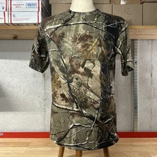 Realtree Camo T Shirt Men’s M Medium AP Hunting Outdoors