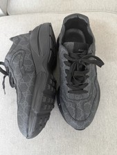 Gucci GG Monogram Gray/Black Low Top Lace-Up ...