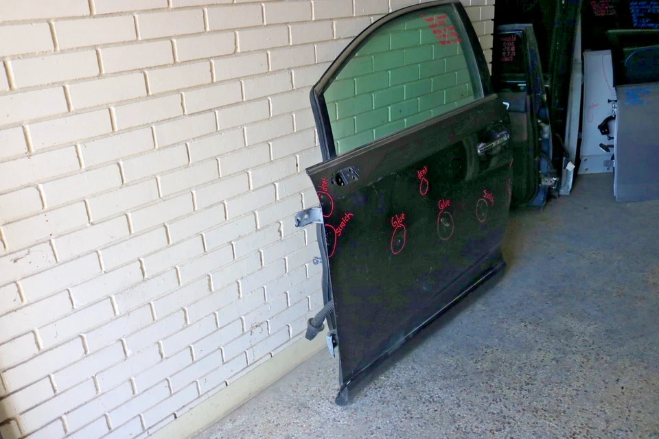 2009 2015 TOYOTA VENZA LEFT SIDE FRONT DOOR OEM Foto 2 de 4