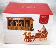 St. Nicholas Square Reindeer Barn & Sleigh NIB New In Box