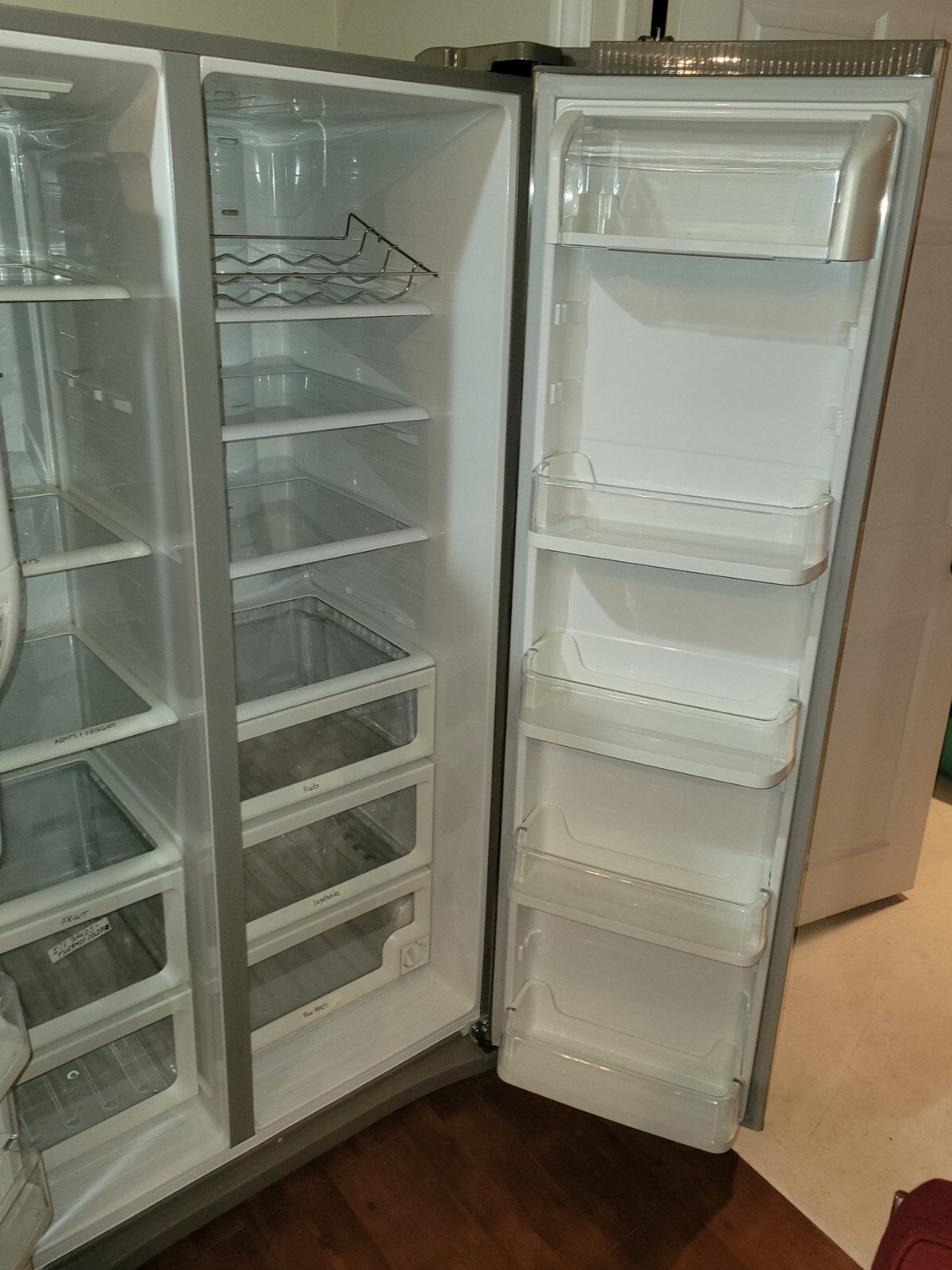 Samsung SidebySide Refrigerator Stainless Steel RS265TDRS (Good