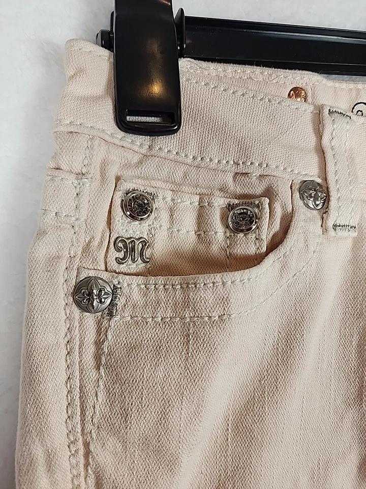 Miss Me Bermuda Shorts Women's Size 14 Peach Embroidered Mid-Rise Bling Pockets - Image 3 of 4