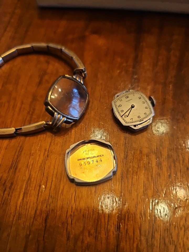 1940s Tavannes Ladies Watch For Parts Or Repair Bad Balance - Image 3 of 4