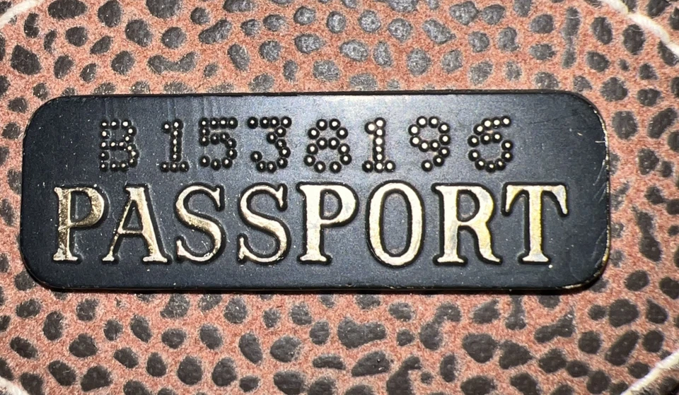 Bolsa de viaje pasaporte vintage con ruedas se extiende en la parte inferior ver fotos. 16x15 a 24 Foto 3 de 4