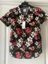 Boy's Short Sleeve Button Up Shirt Tropical Print Size 13/14 NWT
