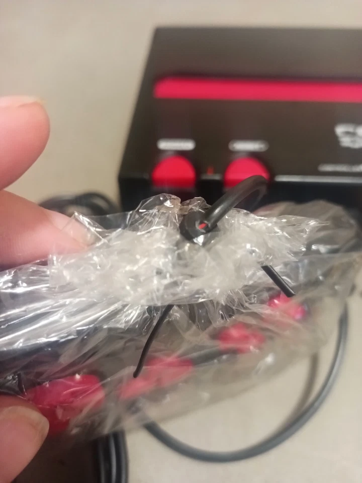 Nintendo NES Retro-Bit RB-NES-1743 Retro Entertainment System Black/Red - Works! - Image 3 of 4