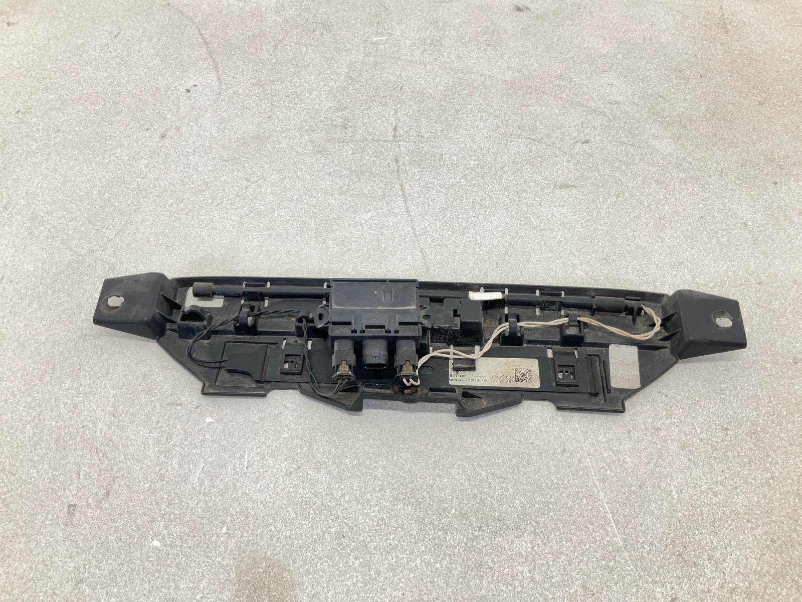 17-20 MASERATI Levante Rear Trunk Lid Control Module Panel CM