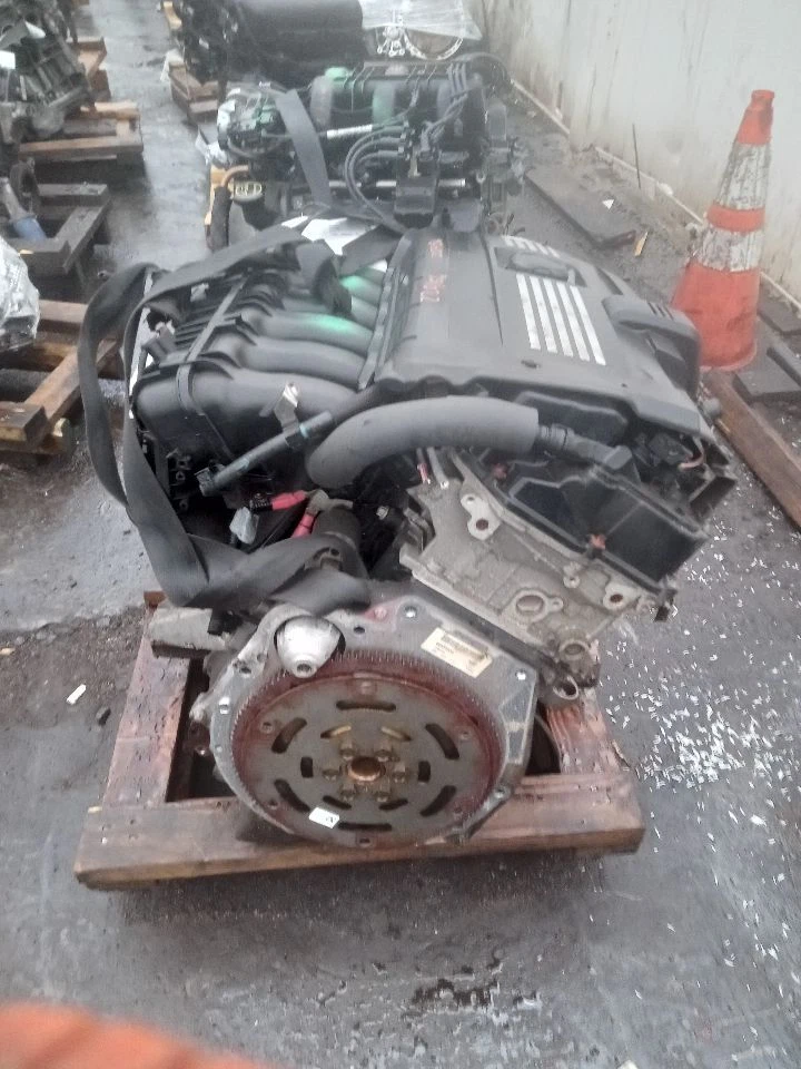 二手发动机完整组装适合:2009 Bmw X3 3.0 A 级 — 第 3/4 张图片