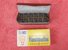 GE M2 Clear Flashbulbs Pack of 12 Bulbs With Reusable Carrying Case