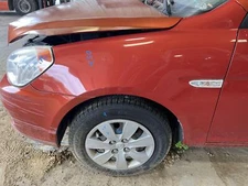 06-11 HYUNDAI ACCENT DRIVER LEFT FRONT SIDE FENDER TANGO RED PAINT N8