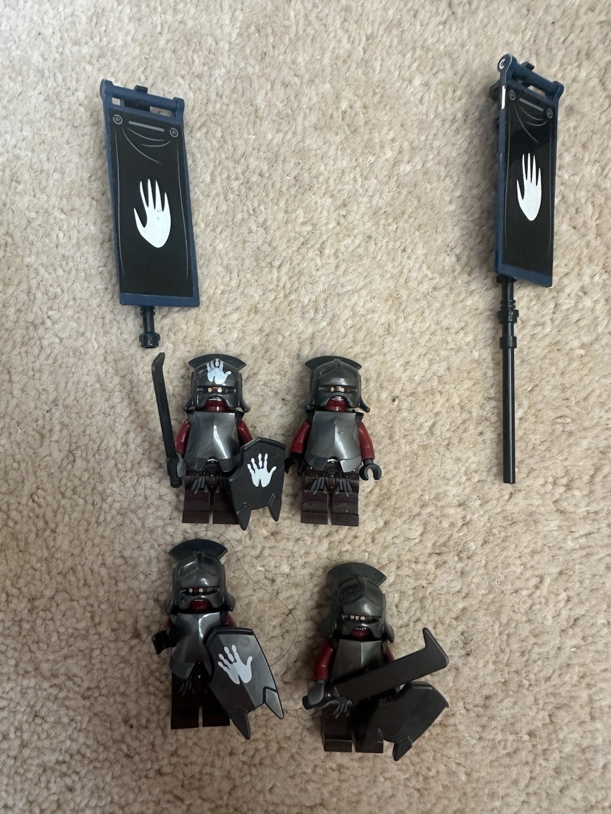 LEGO Lord of the Rings Uruk-Hai Mini-Figures Bundle White Hand Pieces/ Banners