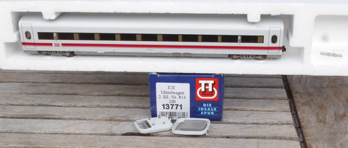 Tillig 13771 TT ICE-Wagen 2. Kl. 814-4 der DB AG Epoche 5/6 sehr gut in OVP | Condition: Gebraucht
