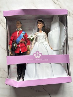 2010 Arklu Princess Catherine Kate Middleton Prince Harry Wedding Doll Set