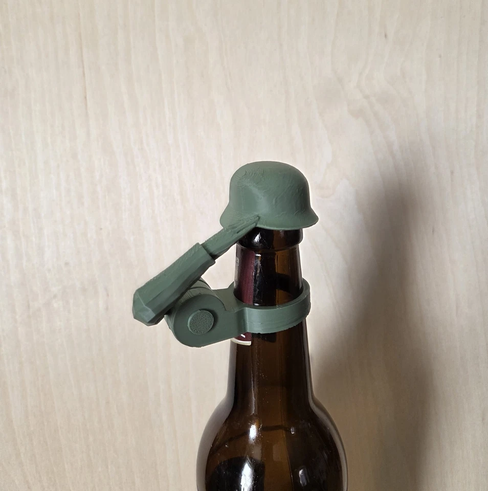 Bierhelm - versch. Farben - Soldat Militär Gruß Bierflasche InsektenSchutz Kappe - Bild 2 von 4