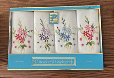 Vintage Box of 4 Ladies 100 Cotton Embroidered Handkerchiefs