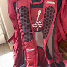 BERGHAUS 30+6 FREEFLOW H2O  RUCKSACK Ventilating BackSystem WATERPROOF Gebraucht