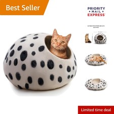 Stylish Snow Leopard Merino Wool Cat Cave - Warm and Odour-Free Comfort