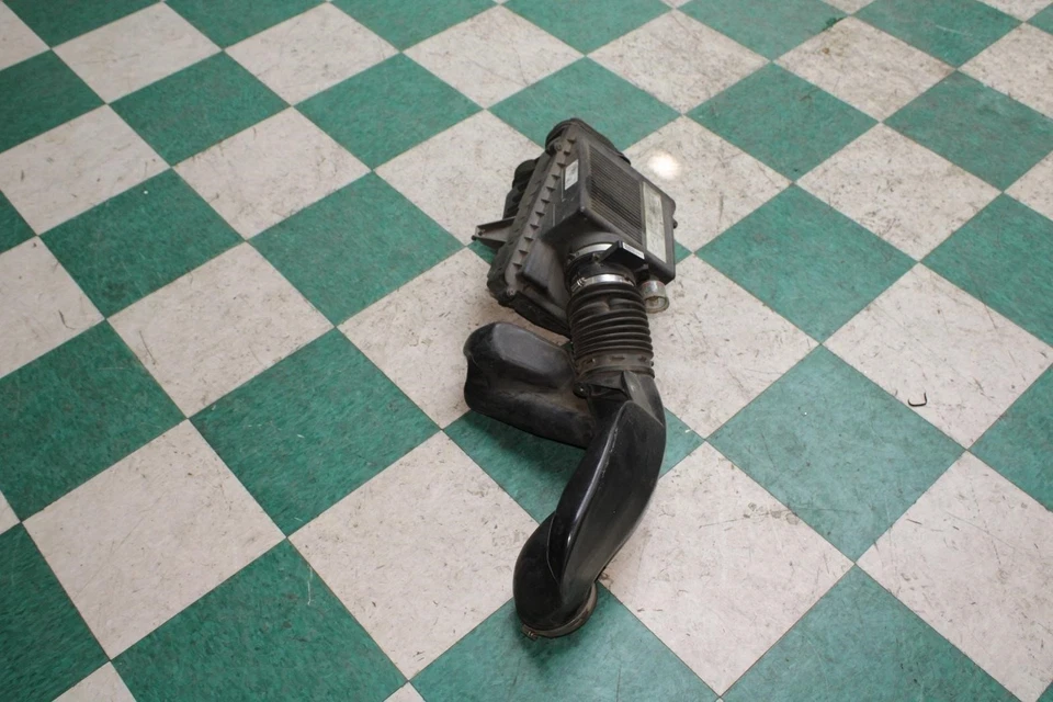 99-06 Sierra 5.3L Motor Engine Intake High Capacity Cleaner Filter Box OEM WTY Foto 4 de 4