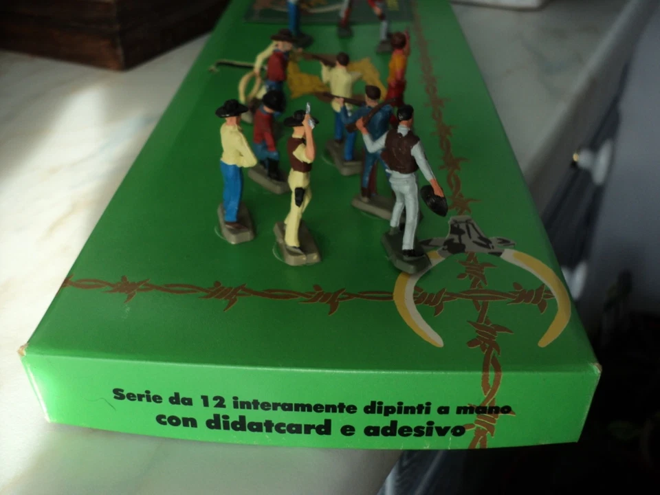 VENDS BOITE STARLUX AVEC 12 COWBOYS 1/50 EME TBE ........ - Photo 2/4