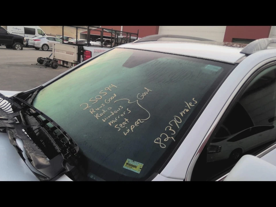 Used Alternator fits: 2014 Chevrolet Captiva sport 2.4L w/o variable assist powe - Изображение 2 из 4