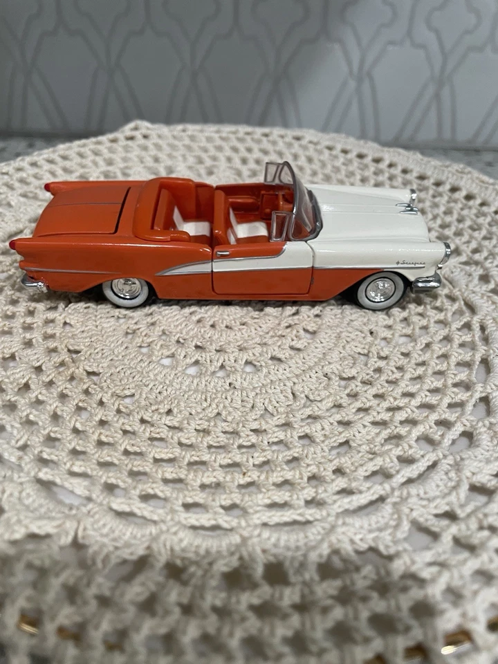 Vintage 1997 Road Champs 1955 Oldsmobile STARFIRE Orange White 5" Diecast Toy - Image 2 of 4