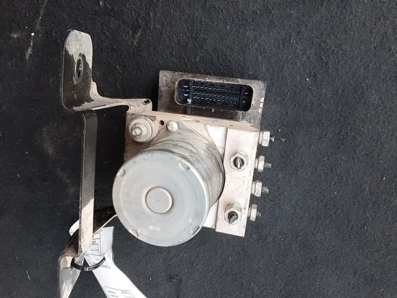 Pieza de freno antibloqueo VIN J 11º dígito limitado 12-17 GMC Acadia 20761340 Foto 3 de 4