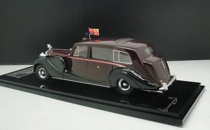 Rolls Royce Phantom IV 1950 1/43 limusina 7 plazas 4AF2 (negro/rojo) Foto 4 de 4