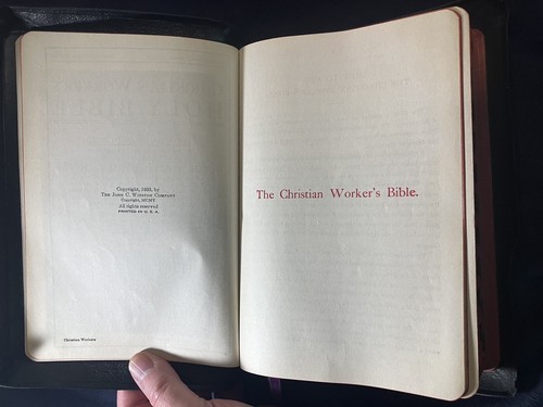 CHRISTIAN WORKER’S BIBLE Illustrated Thumb-Indexed w Encyclopedia 1993 SUPERIOR - Foto 8 di 21