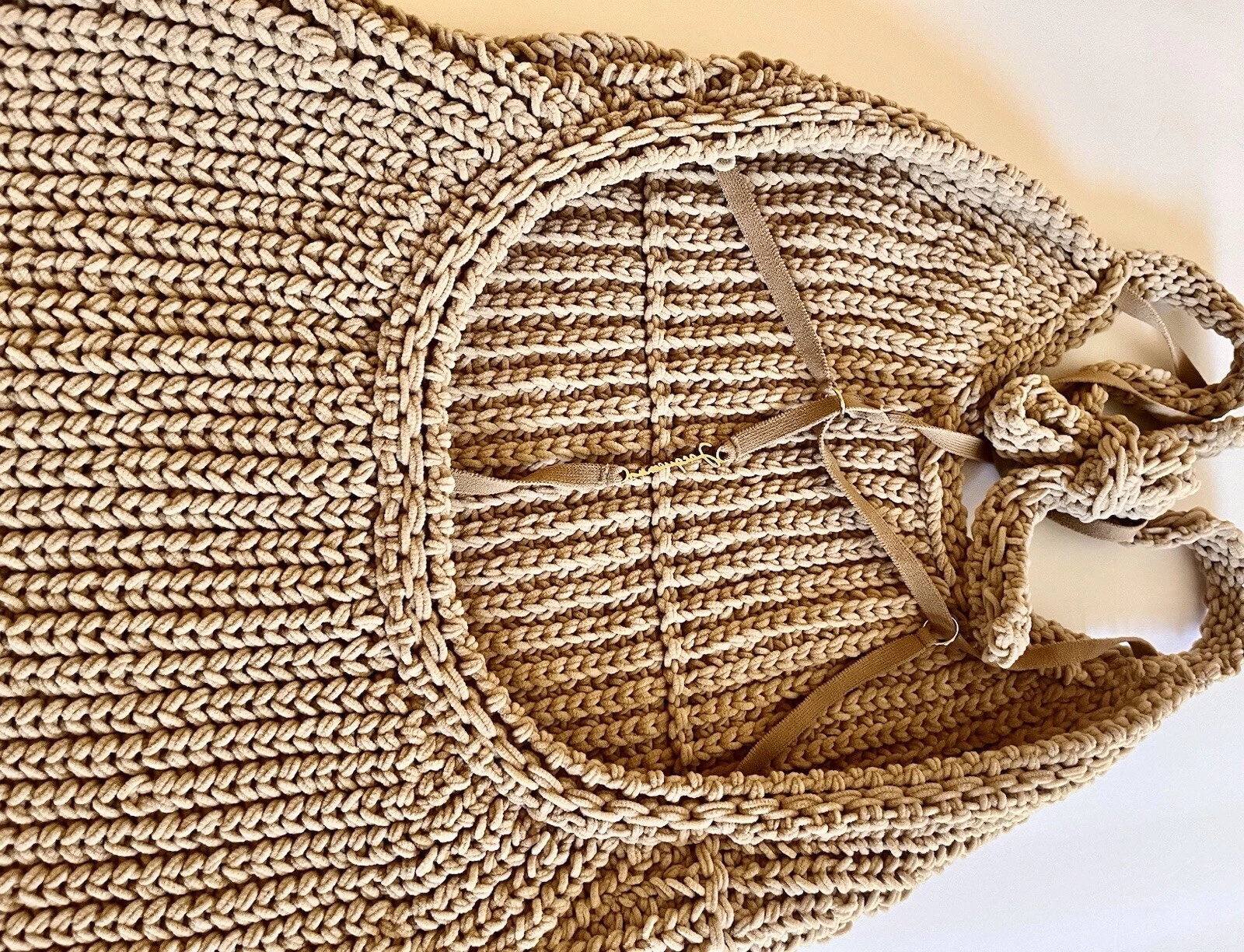 Abito Jacquemus Nuvola all'uncinetto con scollo a V 40 FR