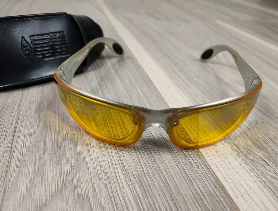 Vintage Rare B&L Killer Loop Sunglasses Made In Italy TRANSLUCENT ORANGE FADE - Image 2 of 4