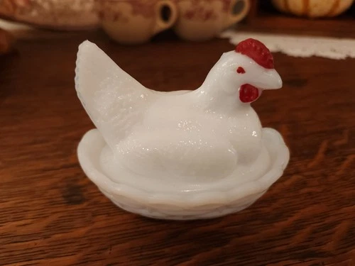 Westmoreland Salt Cellar Hen on Nest Milk Glass Vtg Thanksgiving Table Decor