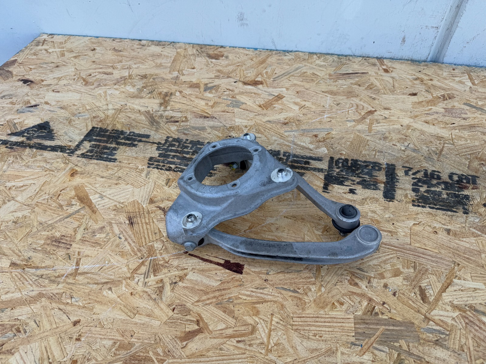 Bentley Flying Spur 2013-2018 FRONT+LEFT+UPPER Control arm