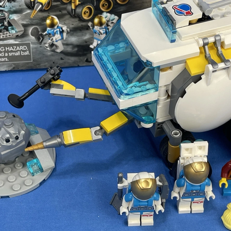 LEGO City: Lunar Roving Vehicle 60348 - Space - Complete w/Manual -Free Shipping - Image 3 of 4