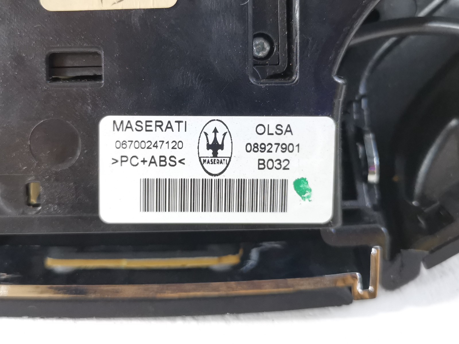 Maserati Ghibli S Q4 2014 Front Dome light P/N 670024712