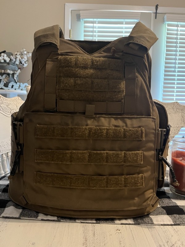 Velocity Systems LPAAC Vest Coyote Brown, Large with armor