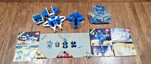 LOT OF 3 LEGO SPACE 497 GALAXY EXPLORER 6980 COMMANDER & 6951 ROBOT COMMAND