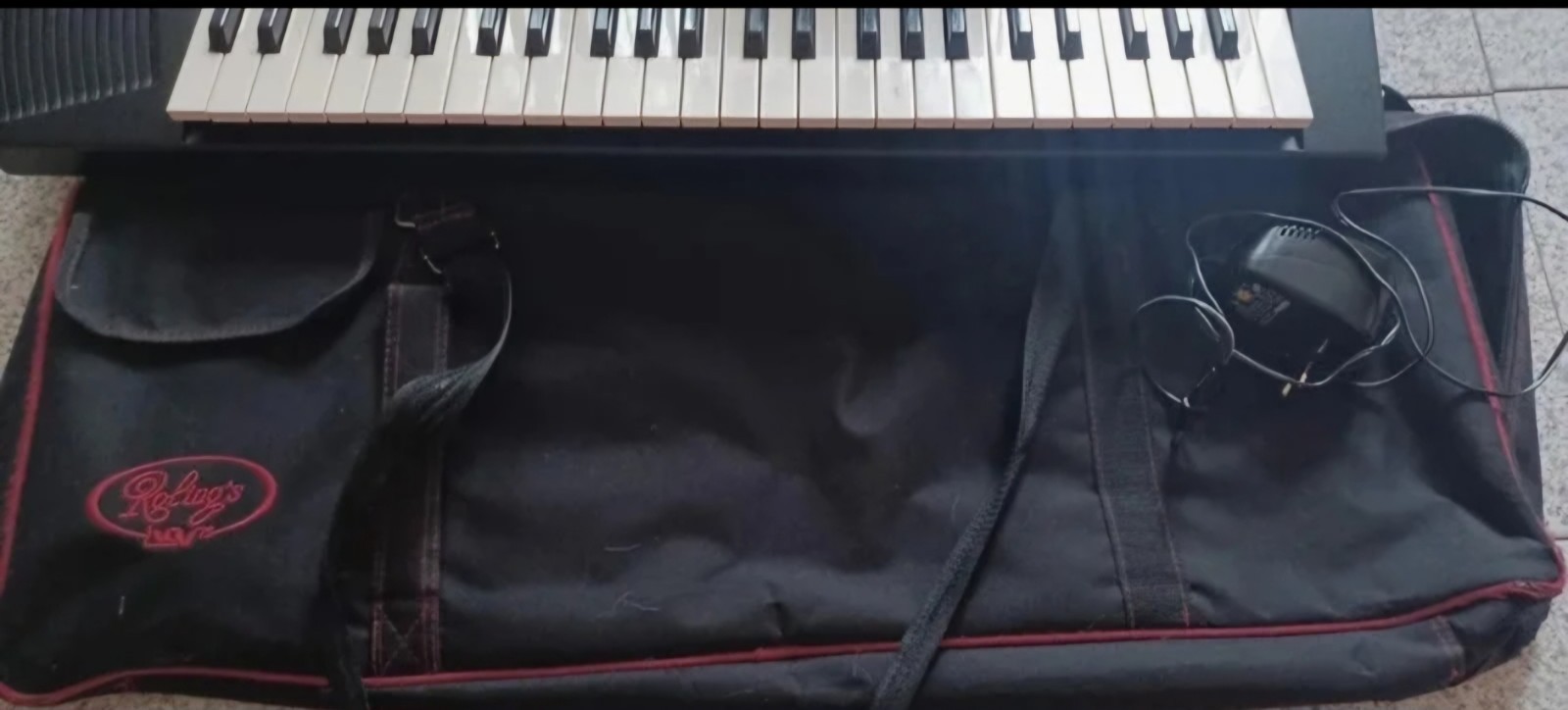 Pianola Yamaha portatile foto 3