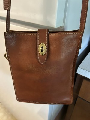 Fossil Crossbody Bag.  Smooth Leather W/Suede Interior.