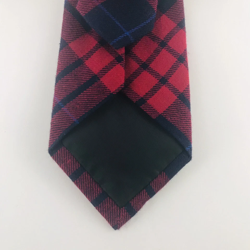 NUEVA Corbata Bar III CLAVE PLAID Roja DELINGADA DELGADA Para Hombre Precio de venta sugerido por el fabricante $55.00 Nueva con etiquetas (58 x 2.5) Foto 4 de 4