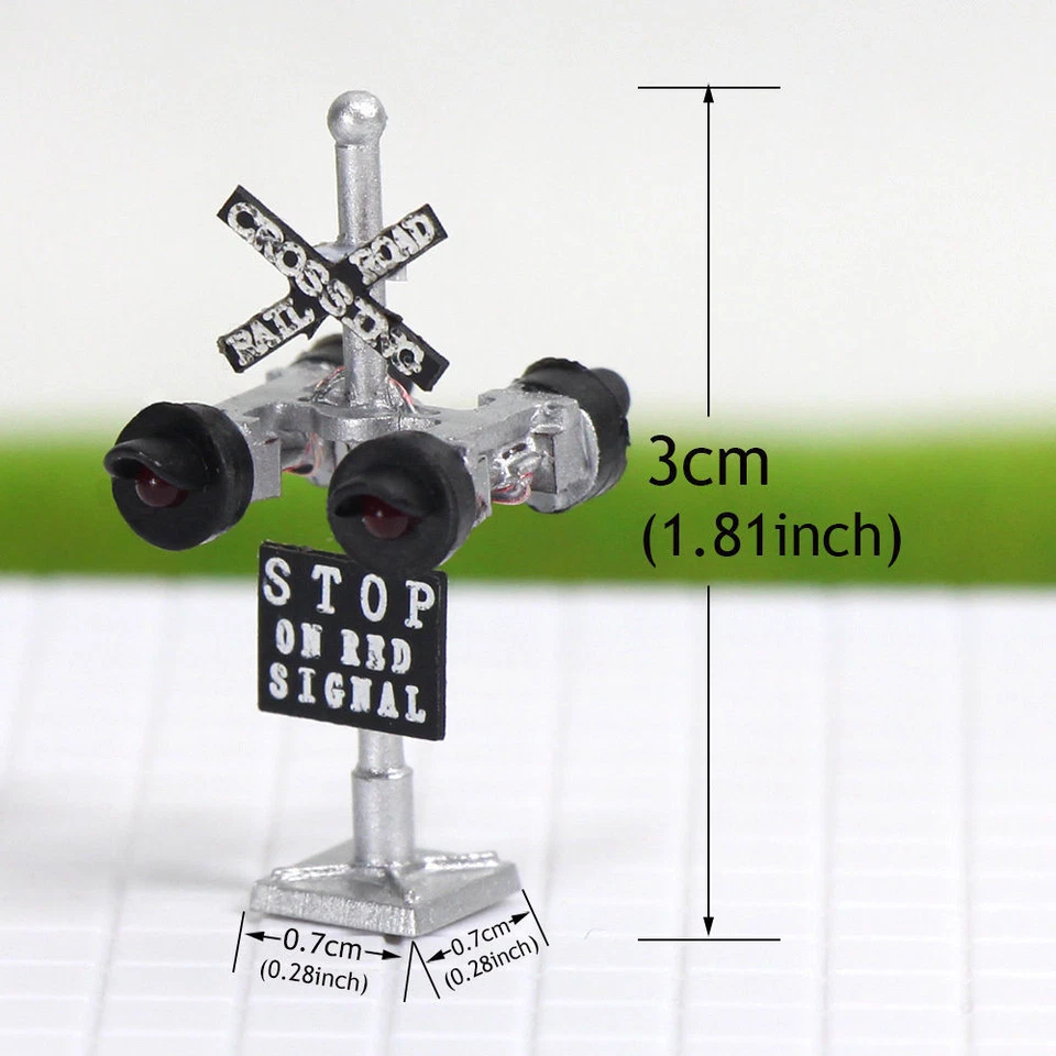 1 lot N Scale Crossing Railroad Signal 4 LEDs 1:160 with Circuit Board Flasher - Image 2 of 4