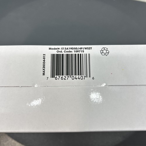 MaxLite E15A19D50/4P A19 100W Daylight 5000K Dimmable LED Bulbs - 4 Pack - Picture 5 of 6