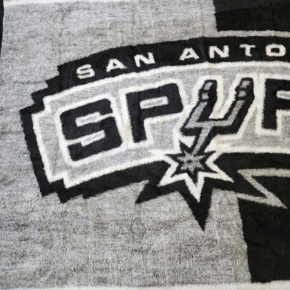 San Antonio Spurs Biederlack Blanket Throw Gray Black 50"x58" Sports NBA USA VTG - Image 2 of 4