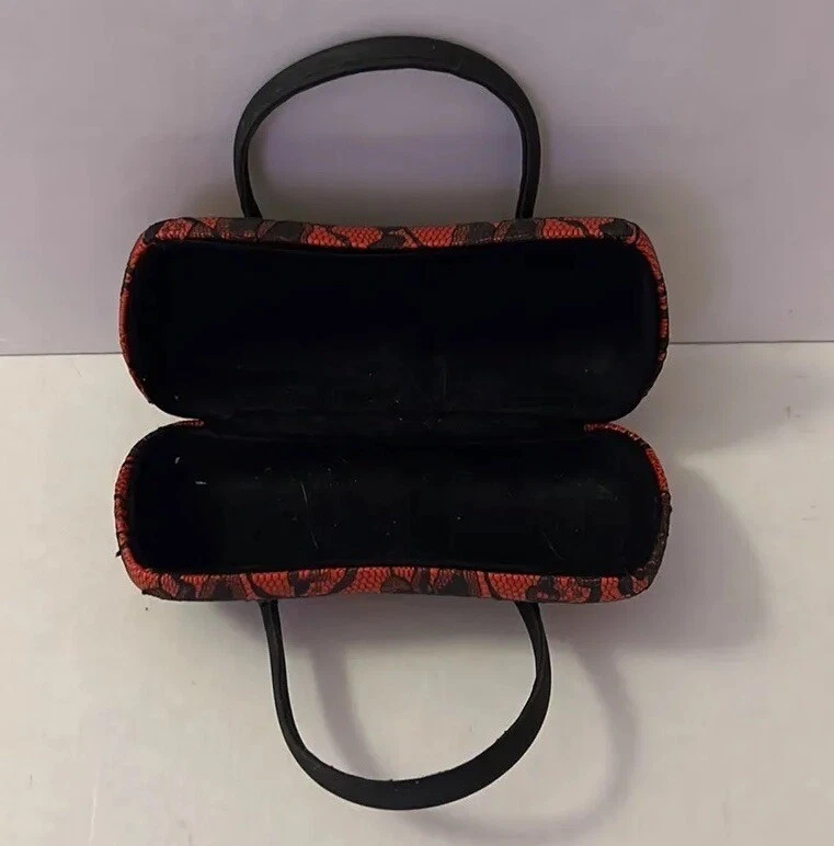 Estuche Gafas Encaje Rojo y Negro Foto 3 de 4