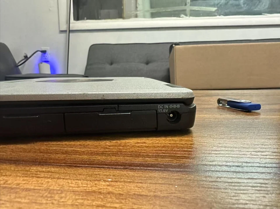 Panasonic Toughbook CF-54 TOUCHSCREEN i5-5300u Notebook Laptop - Image 3 of 3