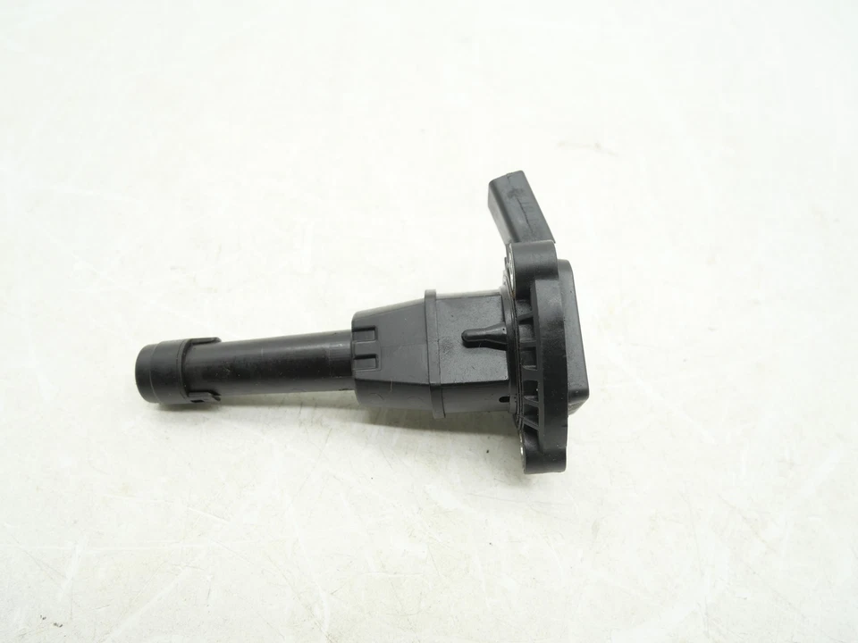 Unidad de módulo sensor de nivel de fluido de aceite de motor usado 2014-2015 Audi RS7 C7 OEM Foto 3 de 4