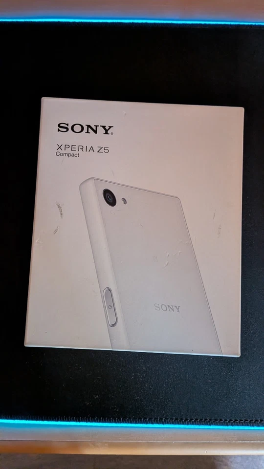 SONY | Xperia Z5 COMPACT | Bianco | Smartphone - Immagine 2 di 4