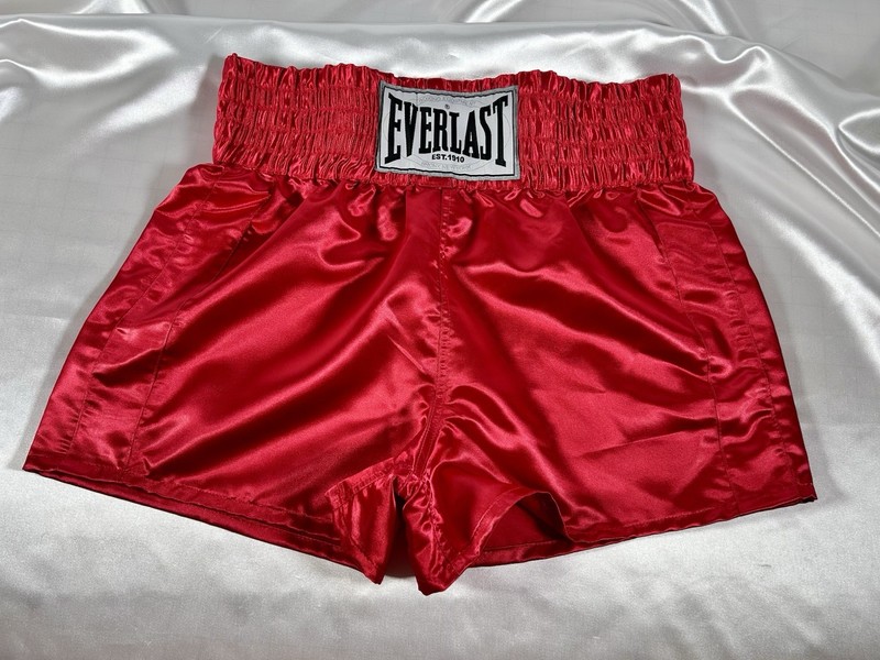Y2K EVERLAST SHINY SATIN GLANZ RED BOXING TRUNKS SIZE Medium VINTAGE CUT