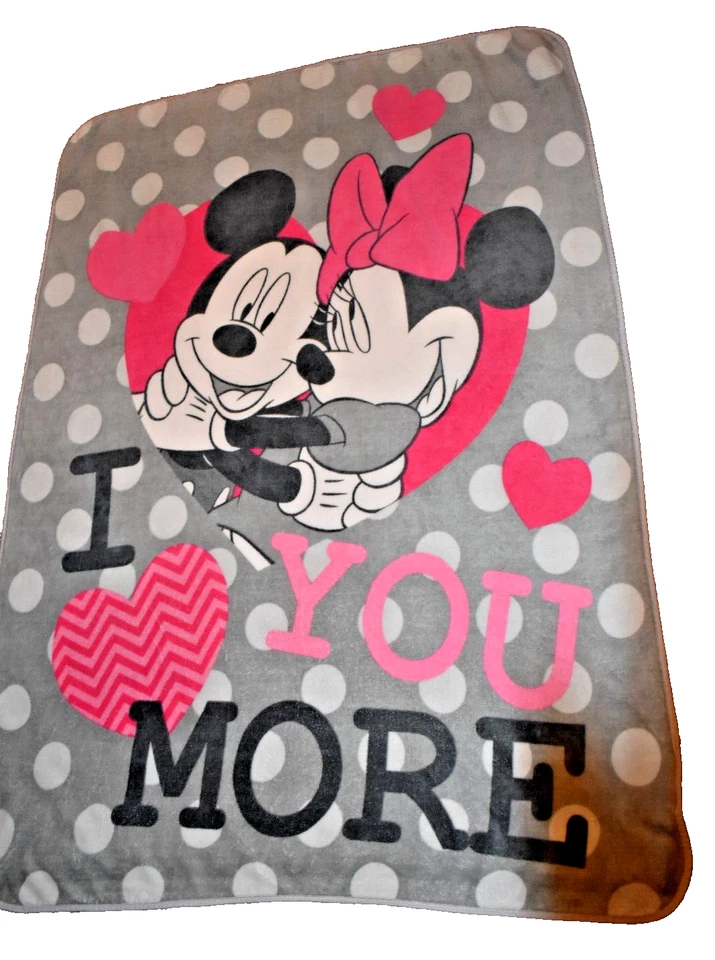 Manta de felpa a lunares G3 Disney Mickey & Minnie Mouse I Love You More Foto 4 de 4
