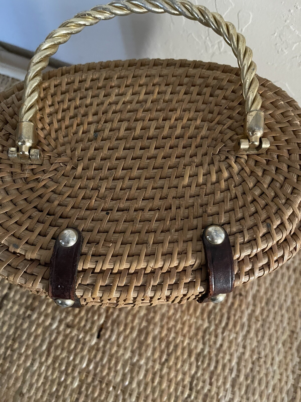 Picture 2 of 6